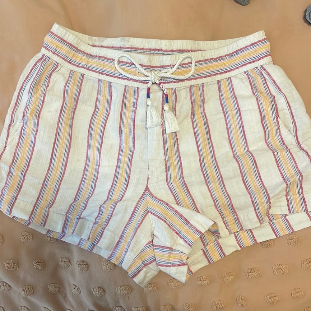 GAP shorts
